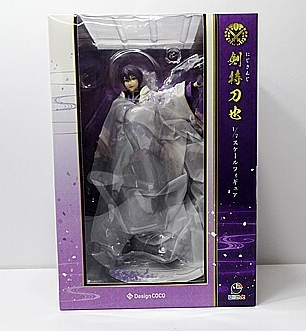 image - Vtuberグッズ買取専門店Vtrader Boxed action figure with a clear window; figure in white robes inside a purple and gold package.